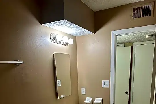 3614 Forest Ave unit 3614 #07 - Memphis, TN - Photo 10