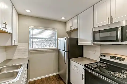 6315 Richmond Ave unit A - Dallas, TX - Photo 2