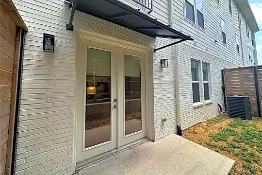 6283 La Vista Dr #104 - Dallas, TX - Photo 9