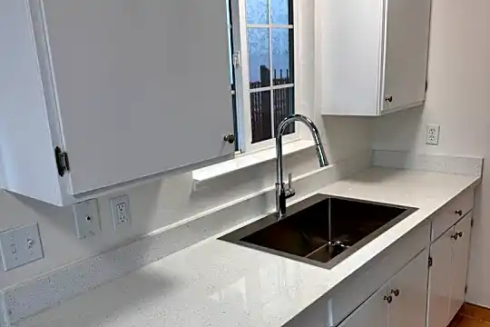 251 La Pala Dr unit Unit 1 - San Jose, CA - Photo 11