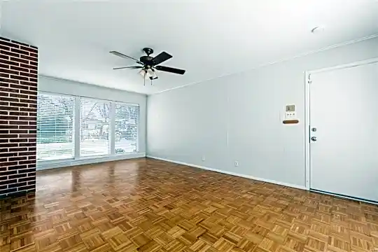 767 Wenneker Dr - Saint Louis, MO - Photo 10