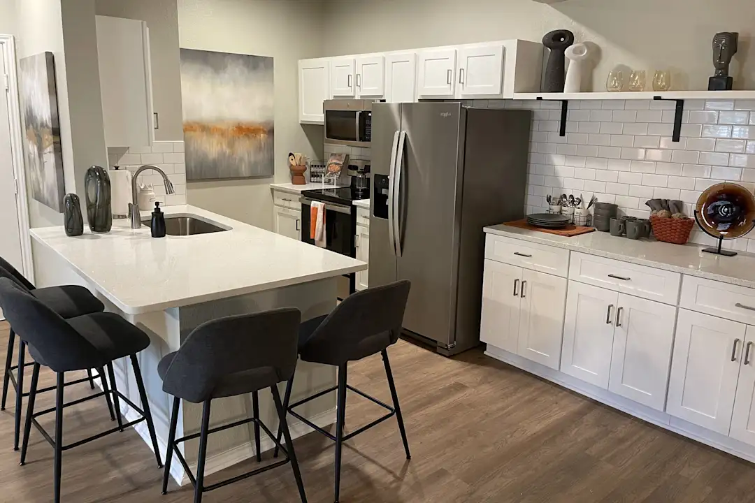 Nova Vista Apartments at Woodlake