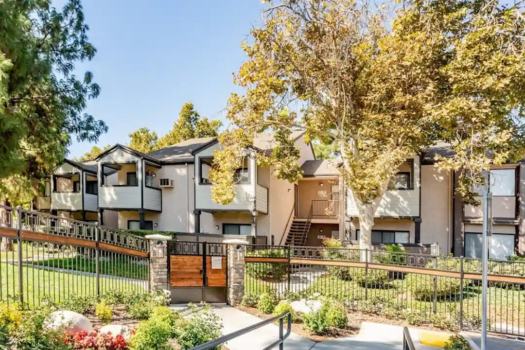 Stonewood Apartment Homes 4620 Van Buren Blvd Riverside CA Apartments for Rent Rent