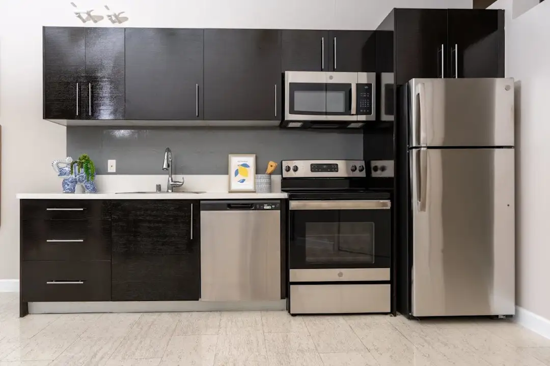 【18％OFF】 CA Angeles, Los - Lofts Thurman 90014 ApartmentGuide.com | カットソー(長袖/七分)