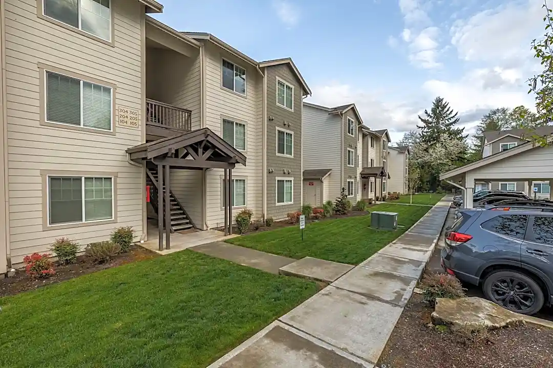 Griffin Glen II Apartments - 5168 Northeast Gibson Lane