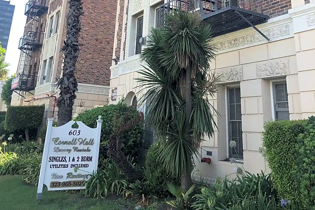 Cornell - Los Angeles, CA 90036 | ApartmentGuide.com