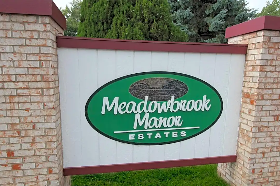 Meadowbrook Manor - 7280 W Mount Morris Rd - Flushing, MI Meadowbrook Manor - 7280 W Mount Morris Rd - Flushing, MI