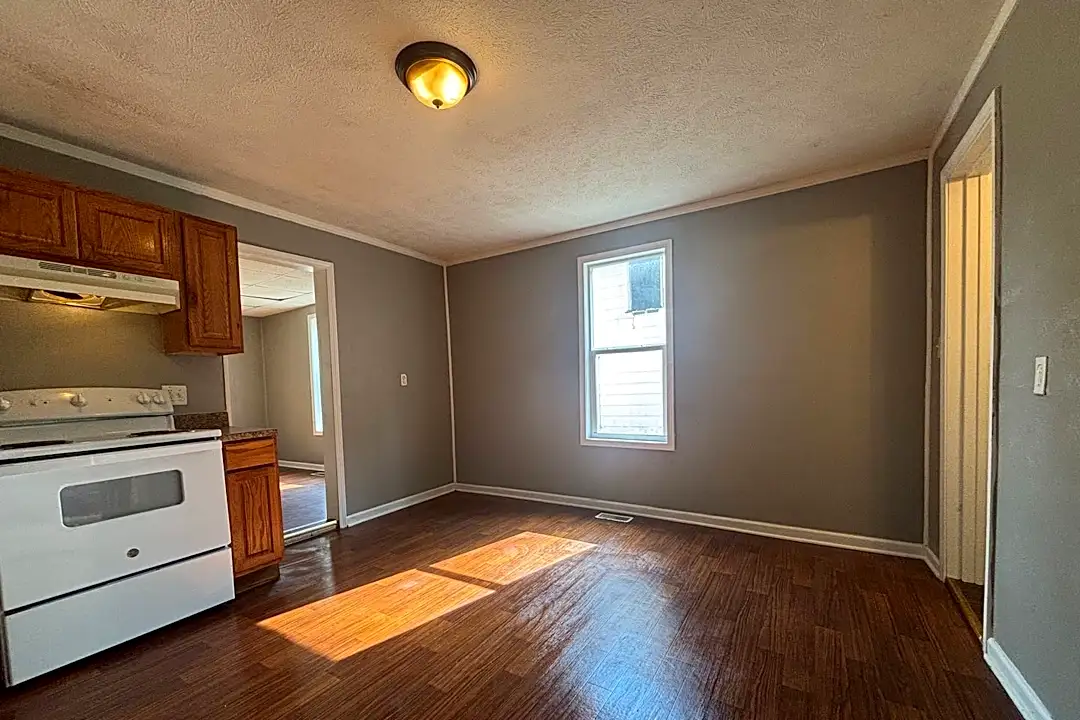 835 S Grant Ave | Springfield, MO Houses for Rent | Rent.