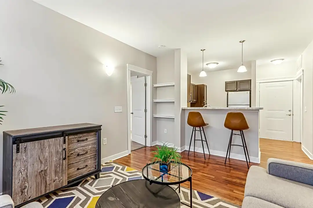 One One Six Apartments - 760 Walkabout Cir N - Carmel, IN