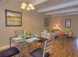 The Valencia Apartments Albuquerque Nm 87108