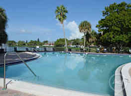 The Reserve At Lake Pointe Apartments Saint Petersburg