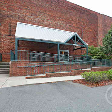 836 Oak Street Loft Apartments Winston Salem Nc 27101