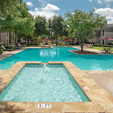 The Springs Of Indian Creek Apartments Carrollton Tx 75010