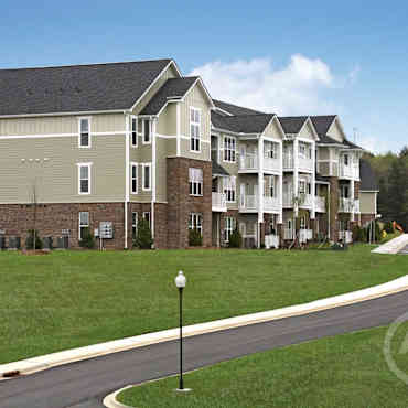 Ballantyne Commons Apartments Hendersonville Nc 28792