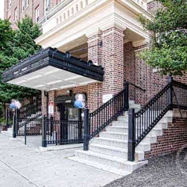 Renaissance Plaza Apartments Baltimore Md 21217