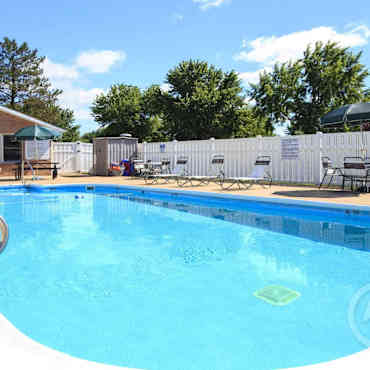 Cobus Green Apartments Osceola In 46561