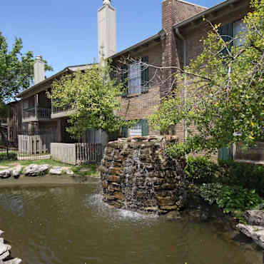 Darlington Oaks Midtown Flats Apartments Tulsa Ok 74135