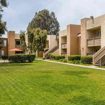 Mariposa Apartments Vista Ca 92083
