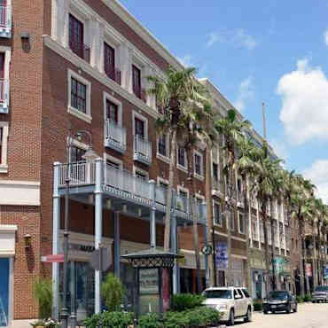 The Terraces At Perkins Rowe Apartments Baton Rouge La