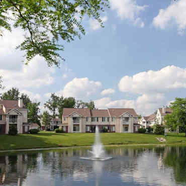 Windsor Oaks Apartment Homes Fort Wayne In 46835