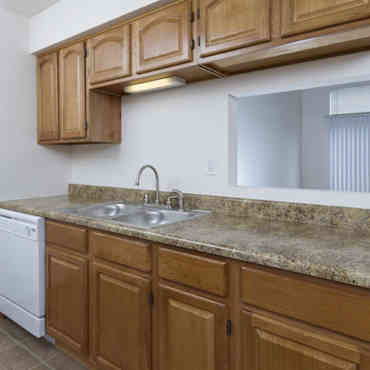 Polo Club Apartments Amp Townhomes Springfield Mo 65804
