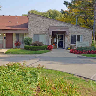 Spring Hill Apartments Shelby Township Mi 48317
