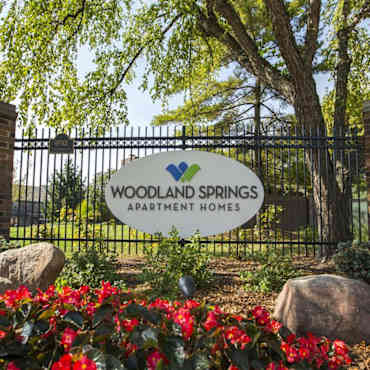 Woodland Springs Manor Apartments Carmel In 46033