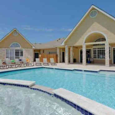 Pinnacle Woods Apartments Lawrence Ks 66047