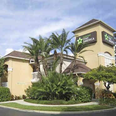 Furnished Studio Tampa North Airport Apartments