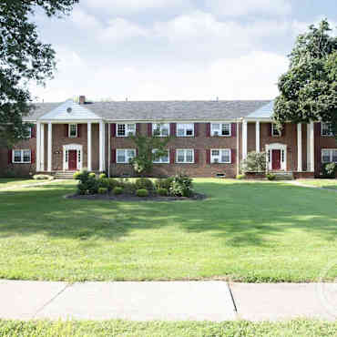 Woods Of Fairlawn Apartments Akron Oh 44313