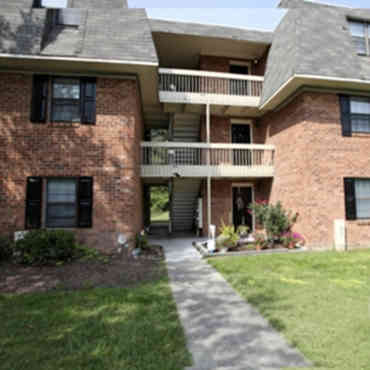 The Brittany Apartments Burlington Nc 27215