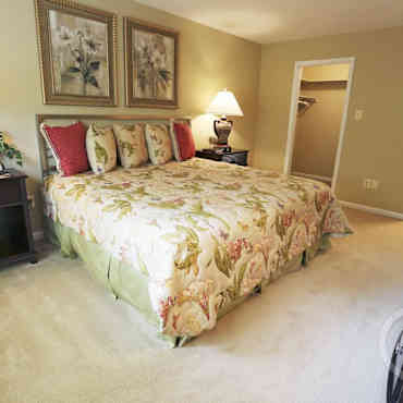 Village Of Pine Run Apartments Windsor Mill Md 21244