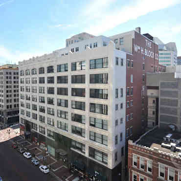 The Block Apartments Indianapolis In 46204