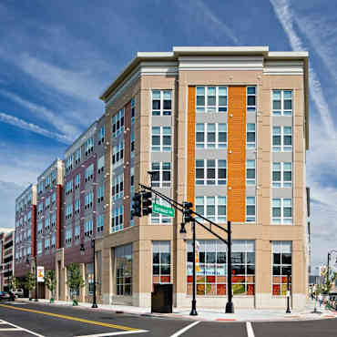Avalon Bloomfield Station Apartments Bloomfield Nj 07003