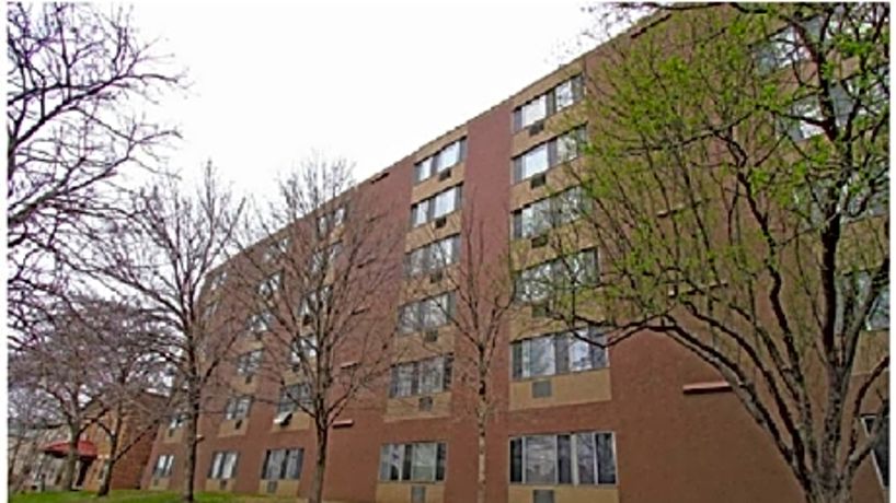 Park East Tower Apartments 539 S 26th Avenue Omaha Ne