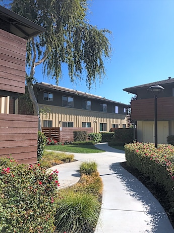 Clarendon Street Apartments 7213 Clarendon St San Jose Ca Apartments For Rent Rent Com