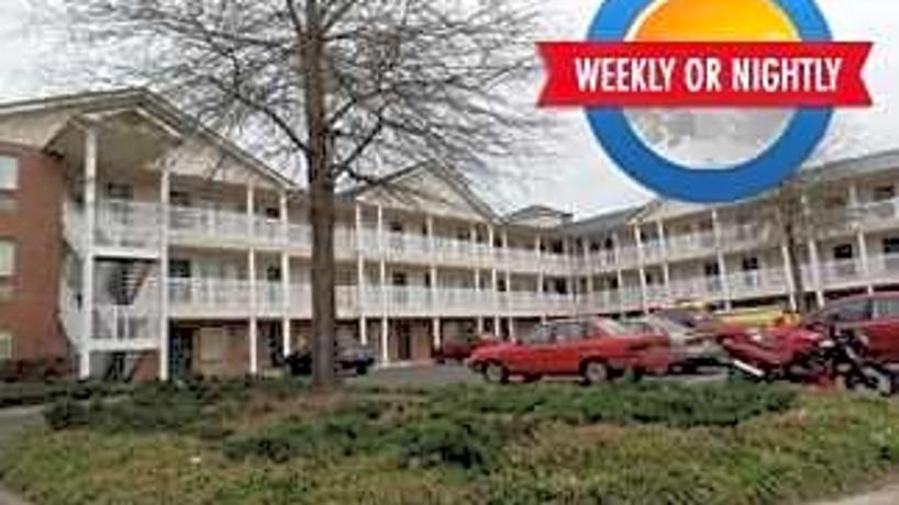 Intown Suites Matthews Crown Point Ycn 8530 E Indep