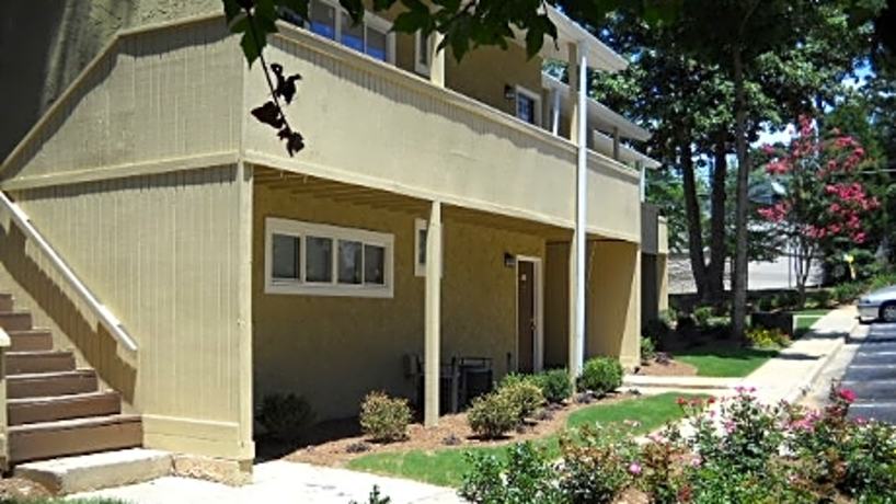 Aspen Courts 1631 Stanton Road Sw Atlanta Ga