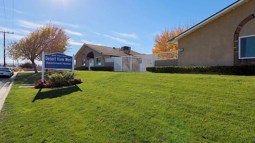 Desert View Apartments 8948 E Avenue Hesperia Ca Apartments For Rent Rent Com