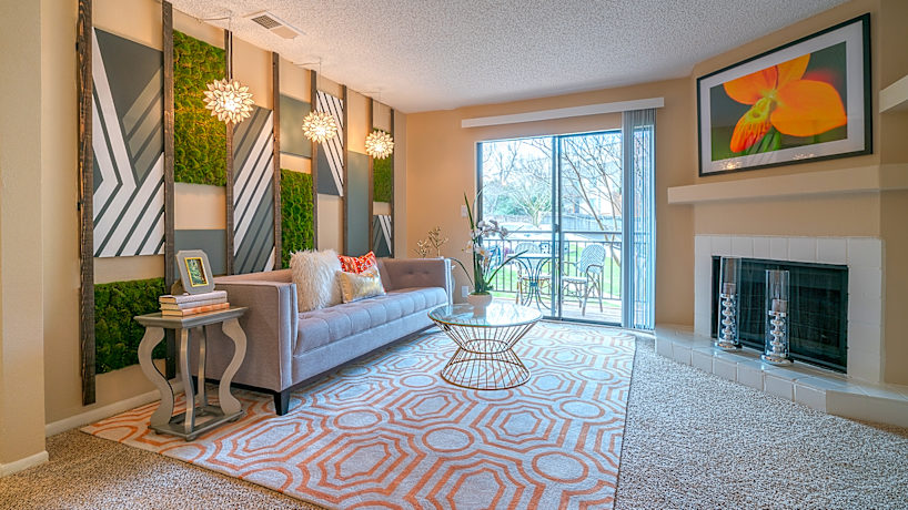 The Falls On Bull Creek 8527 N Capital Of Texas Hwy Austin Tx Apartments For Rent Rent Com