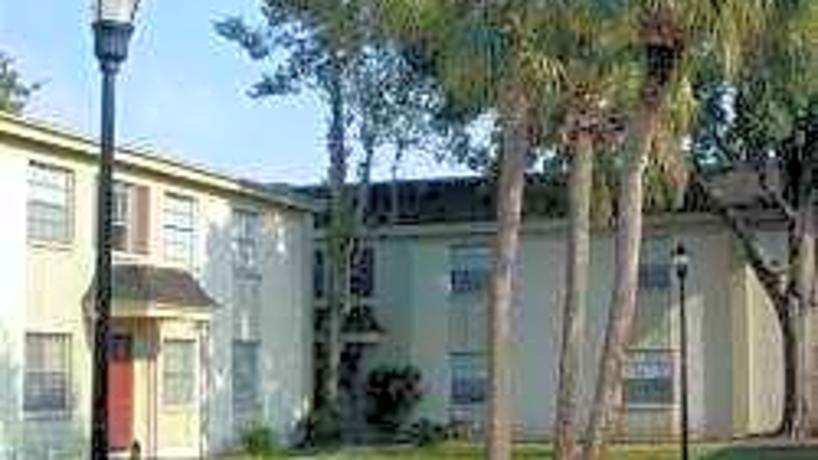 French Quarter Apartments 6423 N Armenia Ave Tampa Fl
