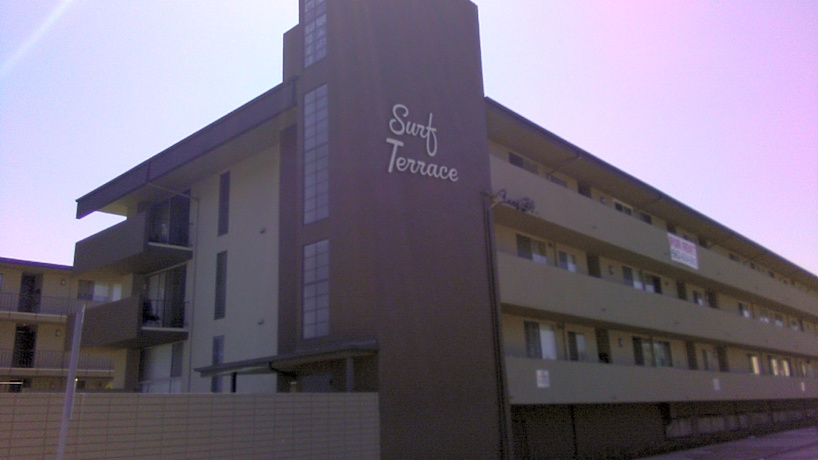 Surf Terrace 11 S Termino Ave Long Beach Ca Apartments For Rent Rent Com
