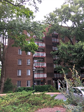 Concord House Penthouse 10850 Green Mountain Cir Unit 617 Columbia Md Apartments For Rent Rent Com