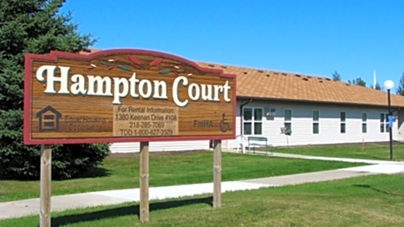 Hampton Court 1382 Keenan Drive International Falls