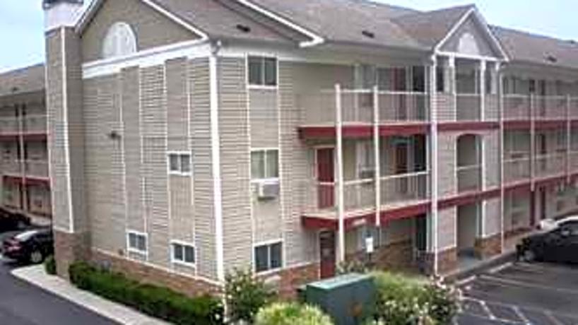 Intown Suites Indian Trail Zin 1990 Willowtrail