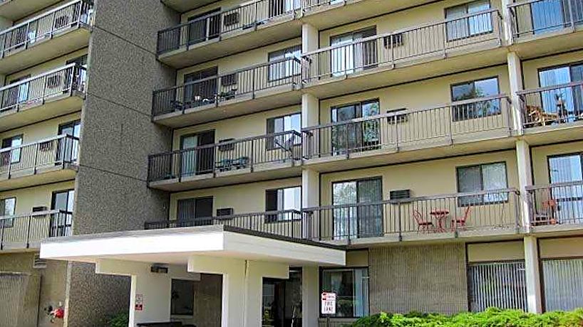 Tower 43 1546 South Water Street Kent Oh Apartments For Rent Rent Com
