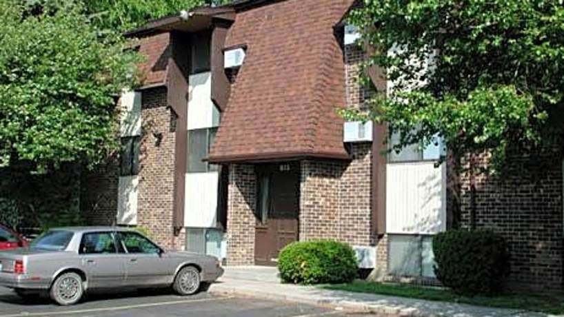 Simple Airport Highway Apartments Toledo Ohio with Simple Decor