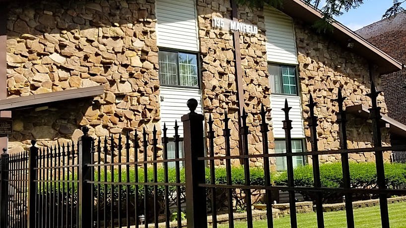 135 N Mayfield Ave B 135 N Mayfield Ave Chicago Il Houses For Rent Rent Com