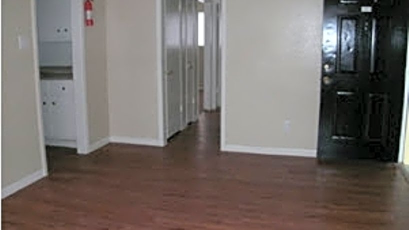 Angel Ridge Apartments 8600 Sterlinghsire Street