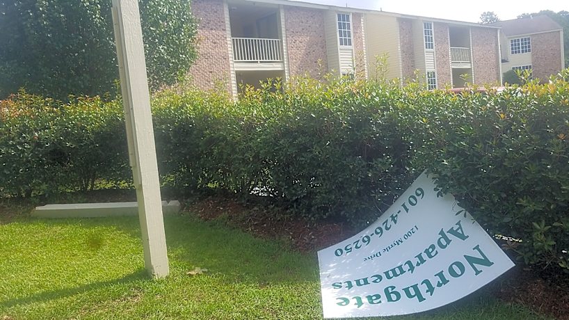 Northgate Apartments 1200 Myrtle Dr Laurel Ms Apartments For Rent Rent Com